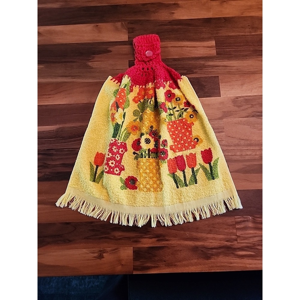 VTG 1970s Floral Crochet Kitchen Towel, Retro Yellow Red